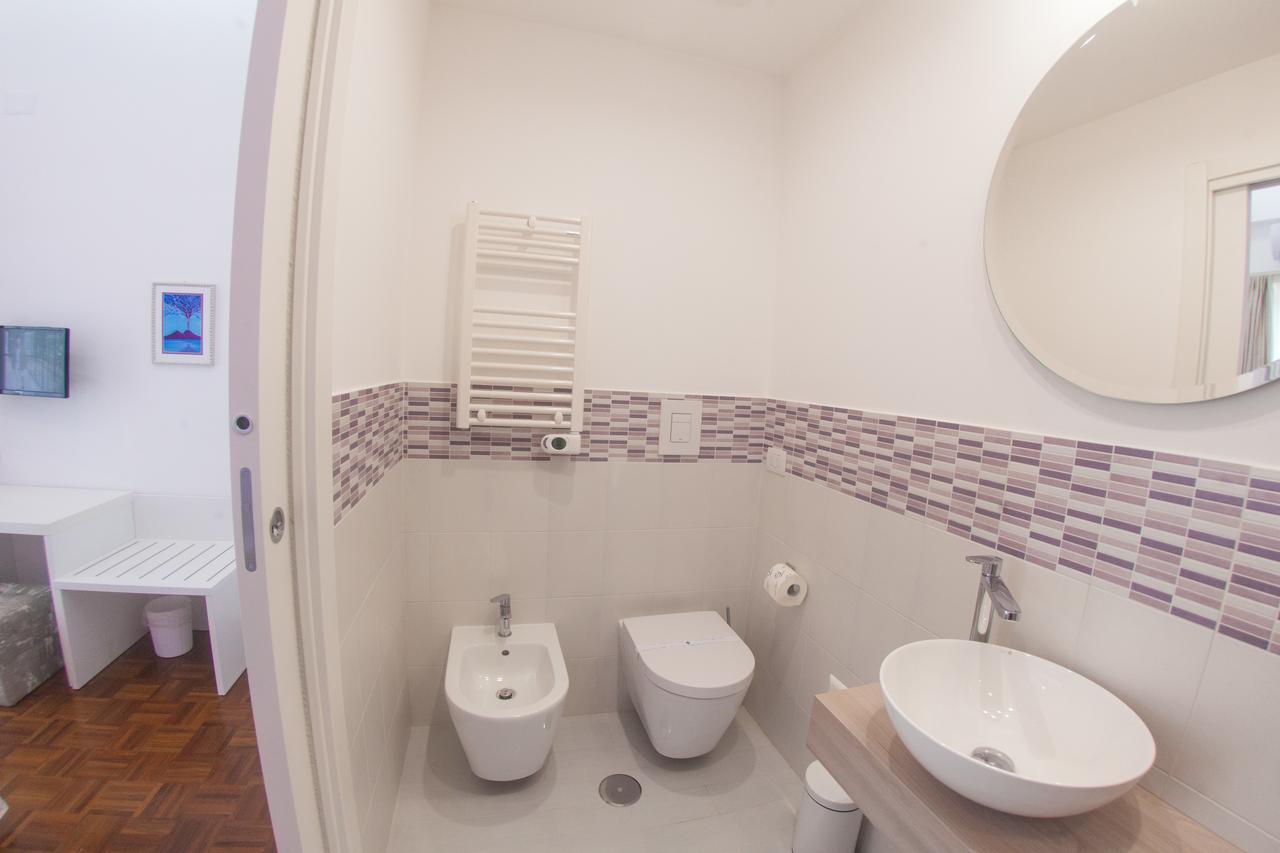 319 Al Duomo Bed & Breakfast Napoli Ngoại thất bức ảnh