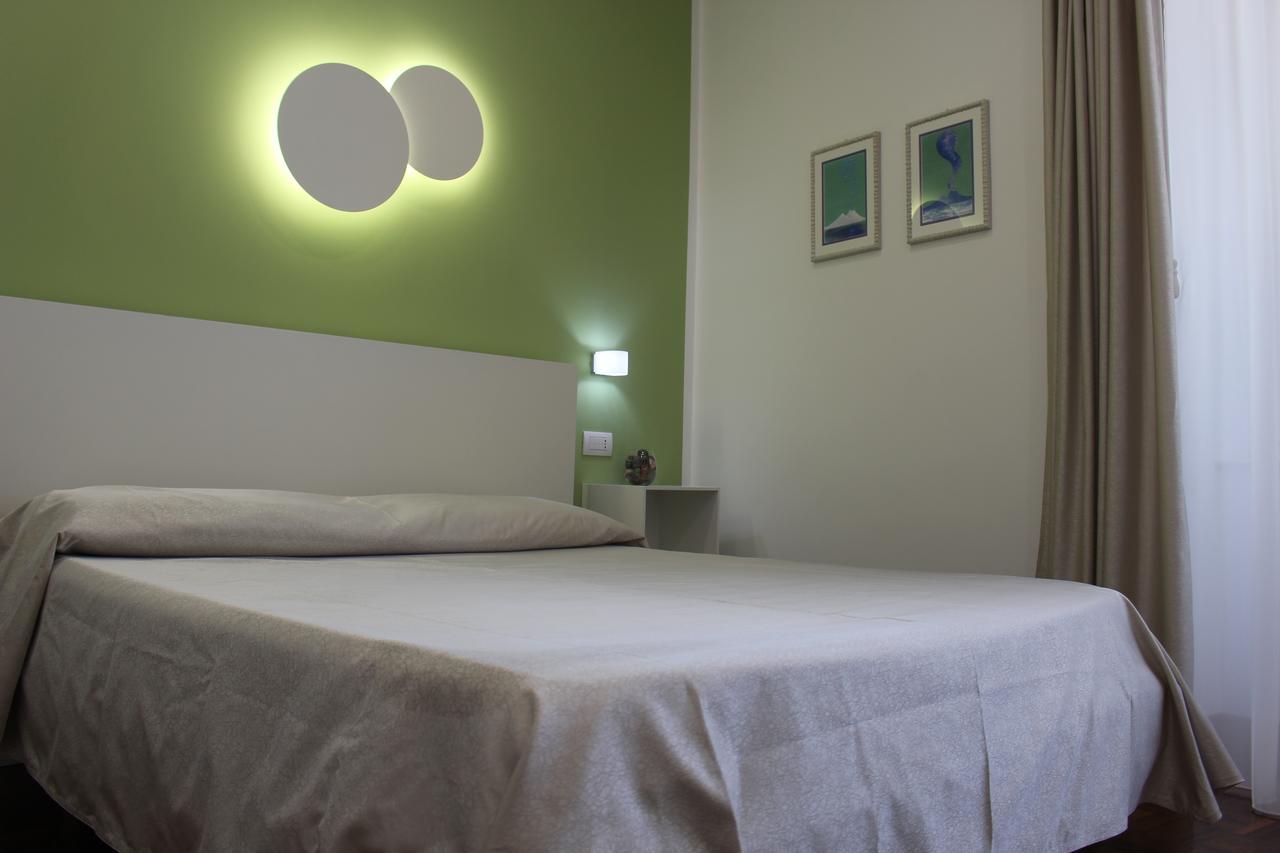 319 Al Duomo Bed & Breakfast Napoli Ngoại thất bức ảnh